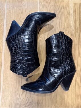 Toral Black Croc-Embossed Pointed Toe Western Ankle Boots